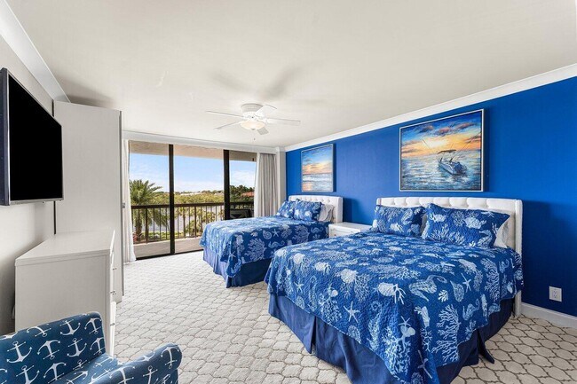 Building Photo - 4740 S Ocean Blvd