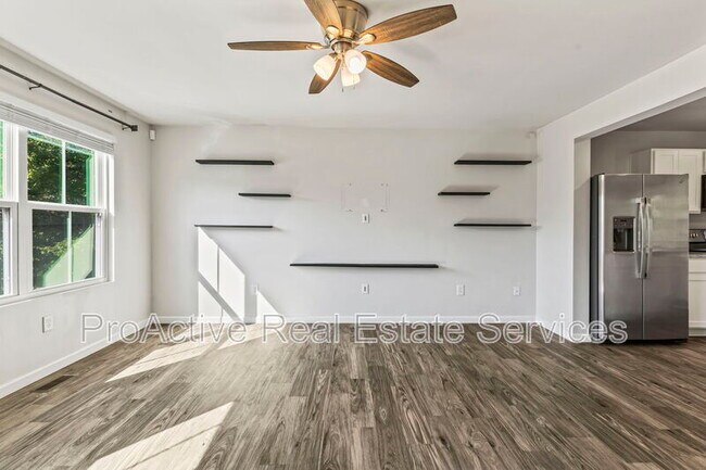 Building Photo - 95 Manilla Cir