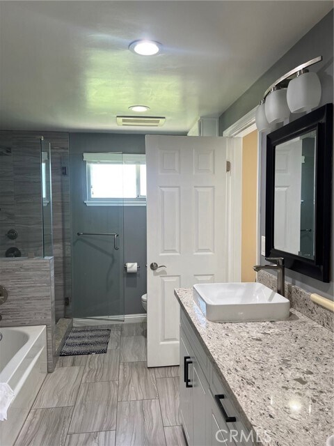 Building Photo - 71 W Arthur Ave