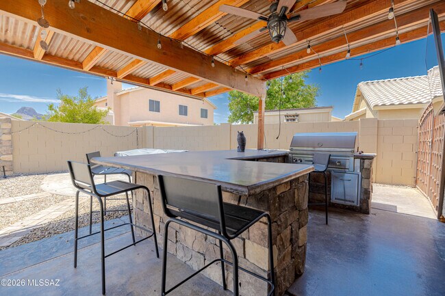 Building Photo - 7315 W Beryllium Ln