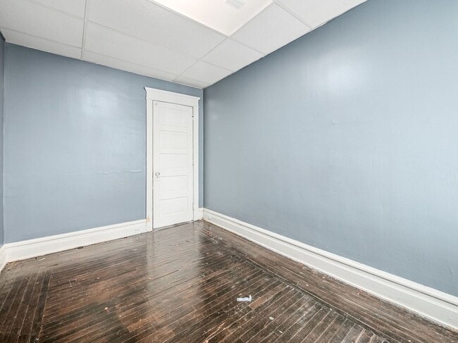 Building Photo - 135 S 15th St