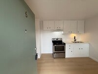Building Photo - 15634 Leadwell St