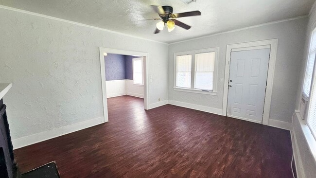 Building Photo - Duplex in the heart of historic NW OKC!