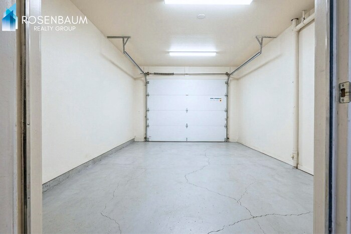 Building Photo - 3055 N Corrine Dr