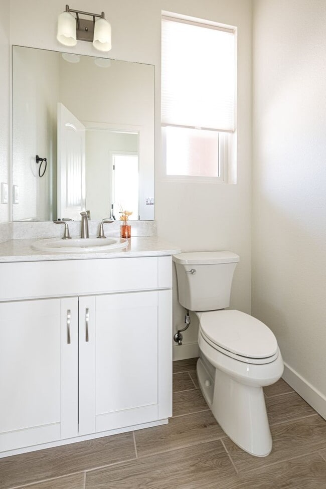 Building Photo - Stunning 3-Bedroom Home with Mountain Views in Tessera