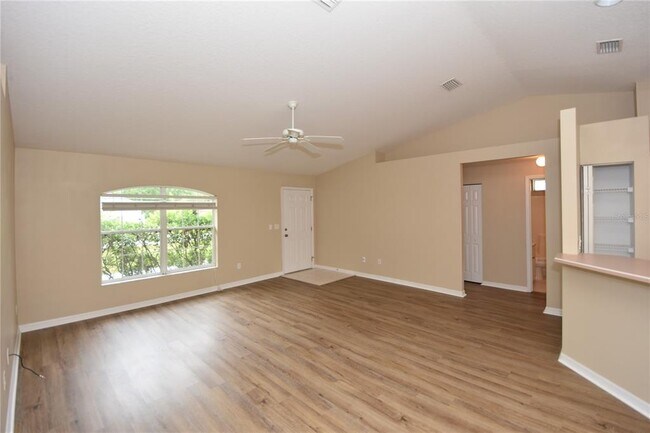 Building Photo - 32 Slumber Path
