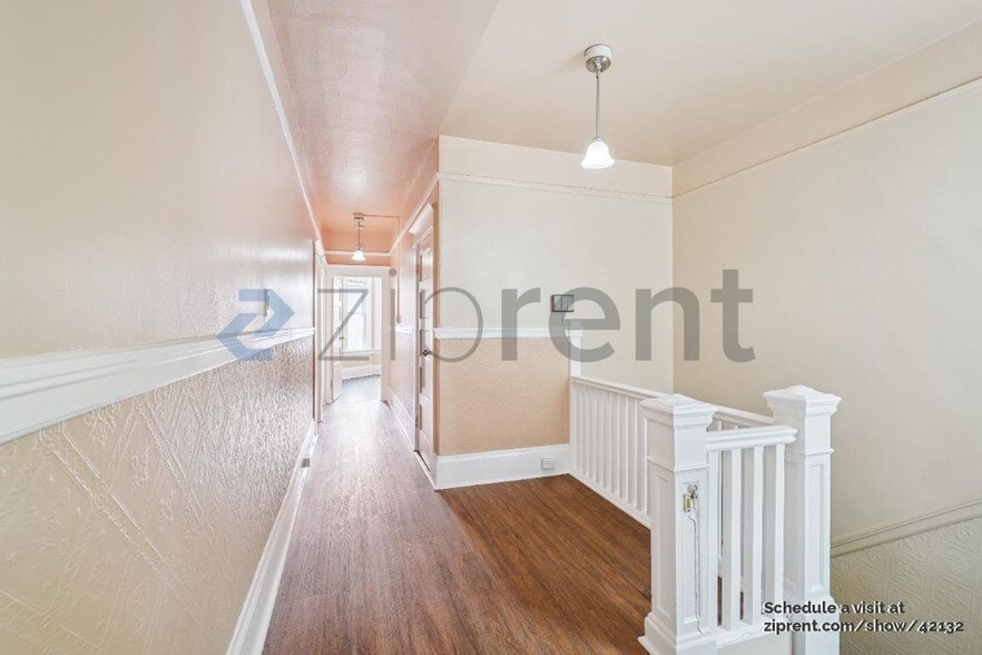 Building Photo - 445 14th St