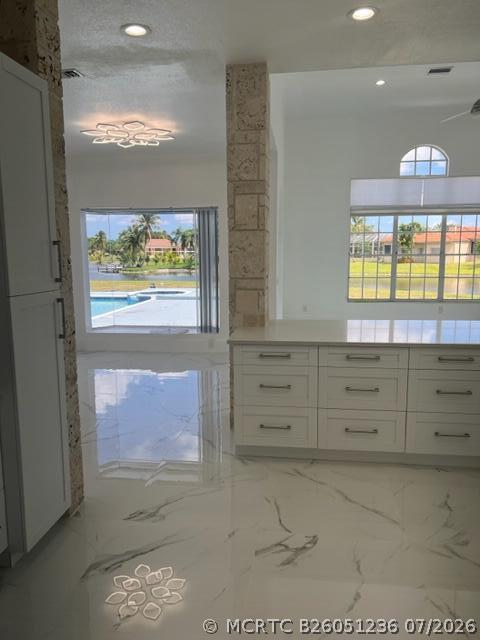 Building Photo - 16082 Rio Del Sol
