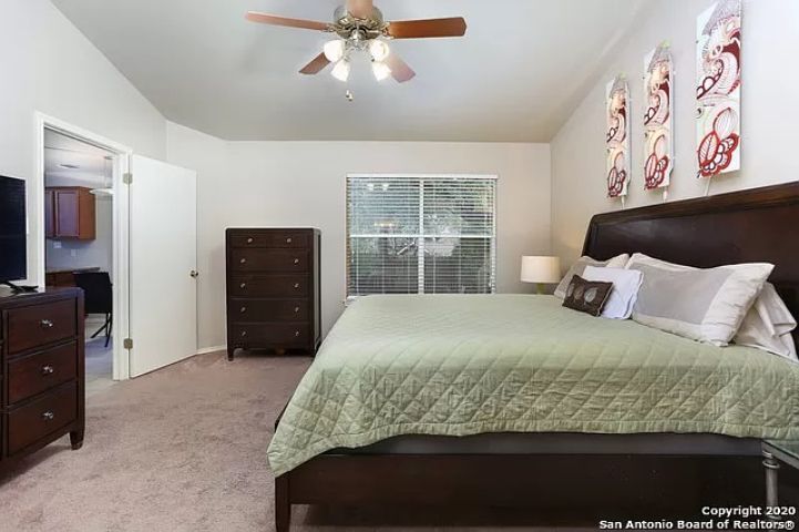 Building Photo - 5739 cedar