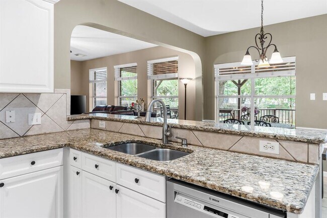 Building Photo - 15150 Galena Dr