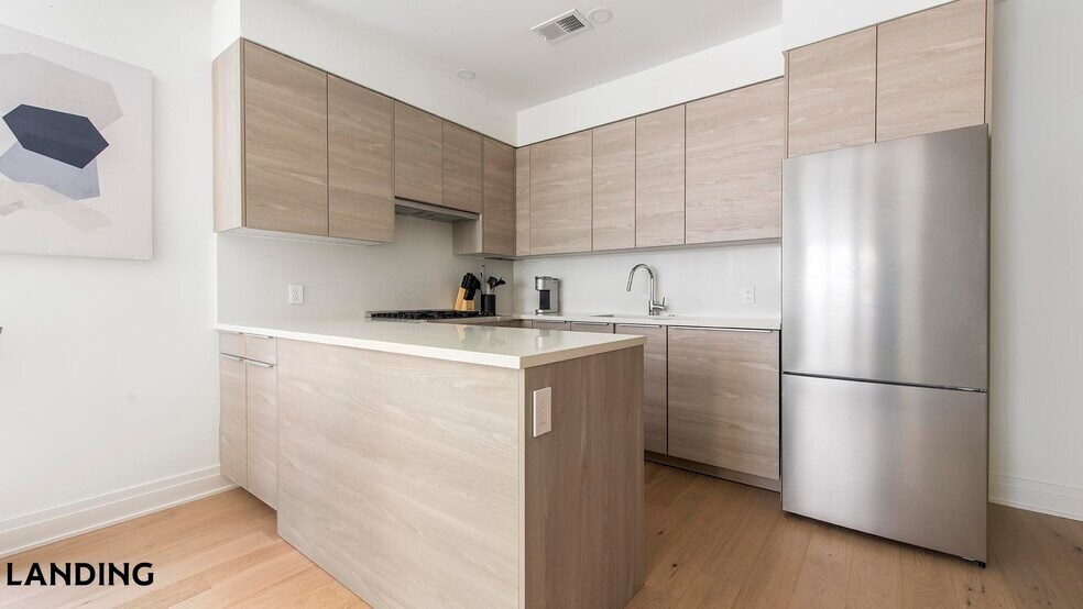 Building Photo - 1128 10th St NW