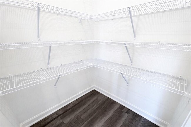 Building Photo - 44 Rowlett Pl