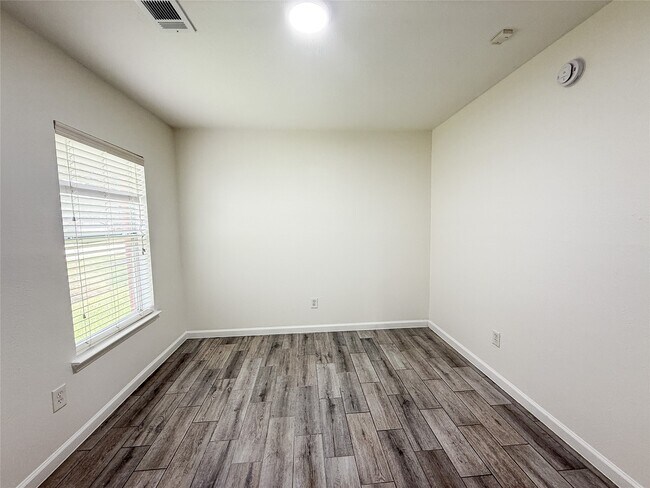 Building Photo - 18118 Mayfield Meadow Ln