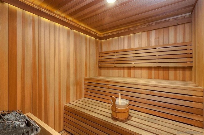 Building Photo - Live at Le Rondelet - Two Bedrooms and Views!