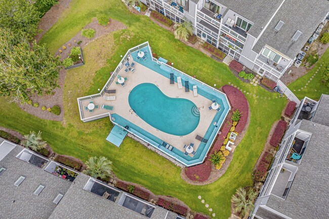 Building Photo - 3700 Golf Colony Ln