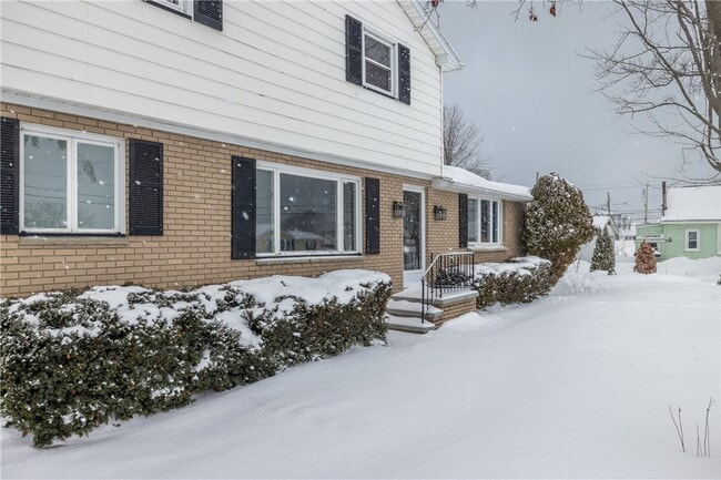 Building Photo - 67 Cranberry Rd