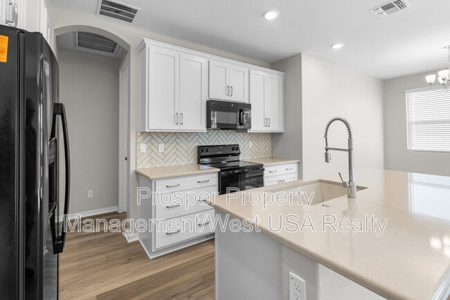 Building Photo - 24094 N 162nd Ln