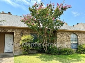 Building Photo - 13217 Fall Manor Dr