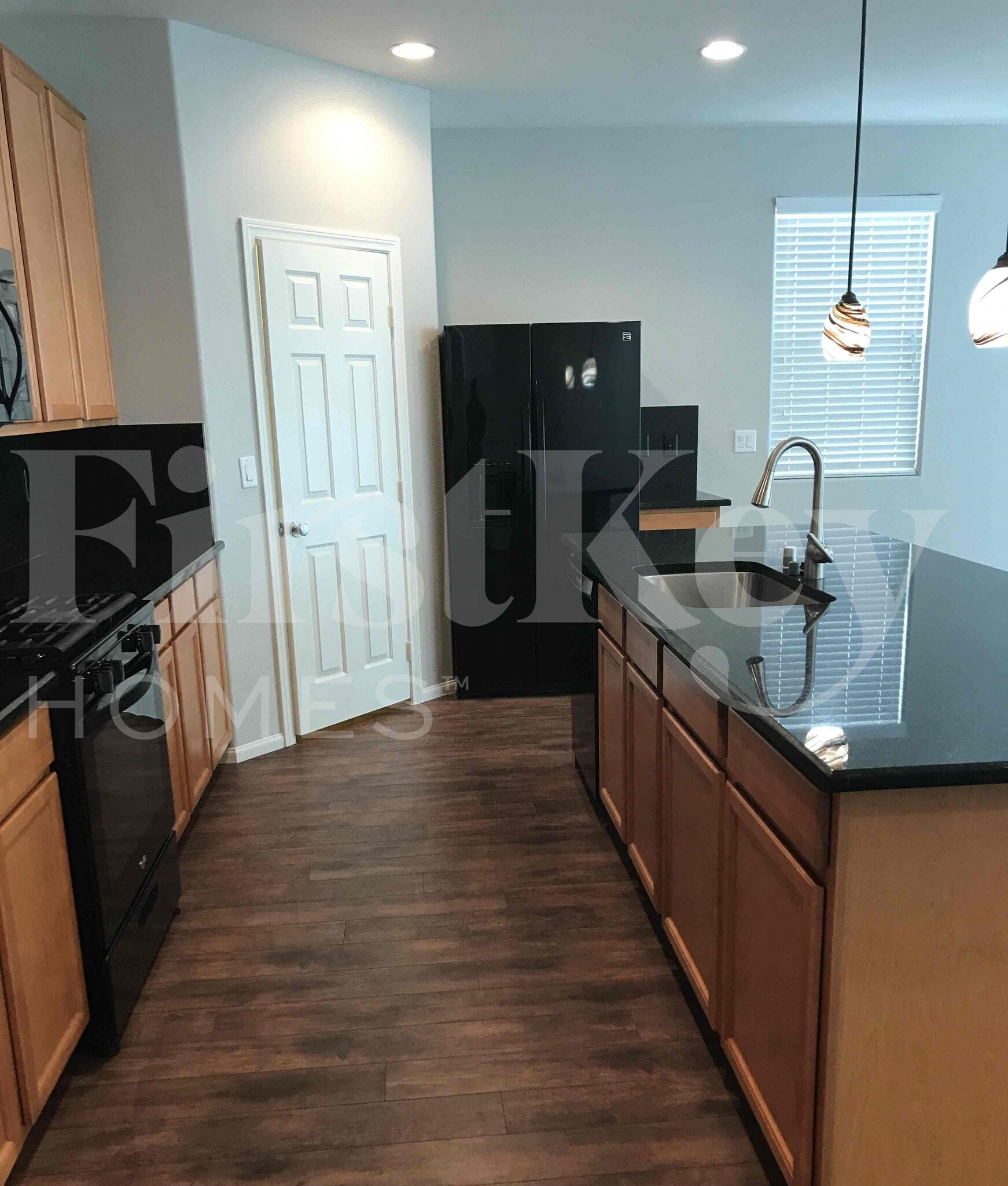 Building Photo - 9809 Dryden Ct