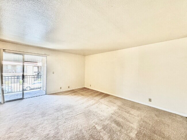 Building Photo - Las Vegas Guard-Gated Condo for Rent | 2 Bedroom Upstairs Unit | River Glen Community