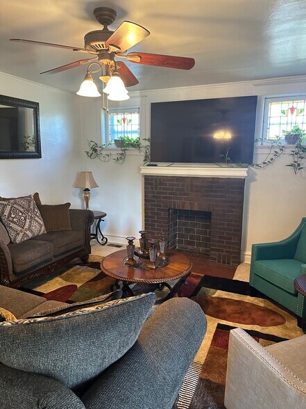 Building Photo - 6515 Bartmer Ave