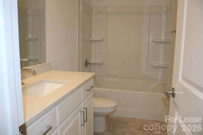 Building Photo - 743 Hoke Ln