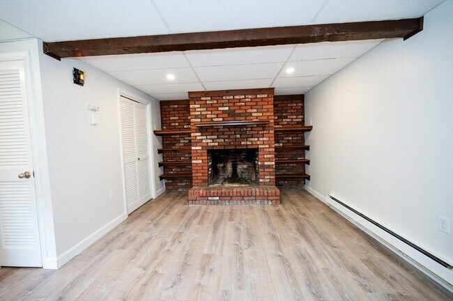 Building Photo - 120 Birchbrow Ave
