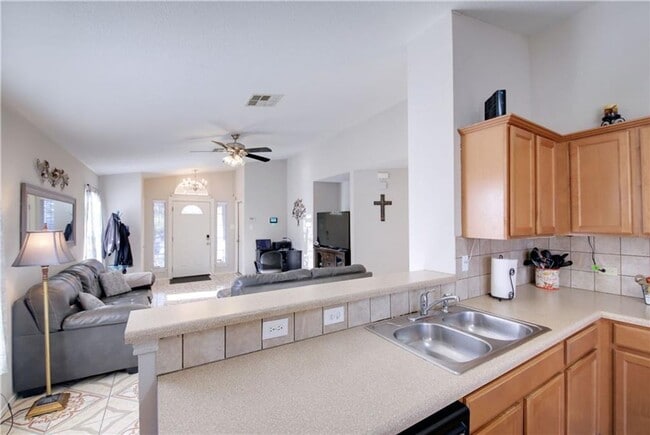 Building Photo - Very clean well maintained one-story home.