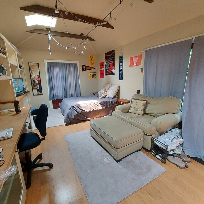 comfy chair and bed - 134 S 12th St