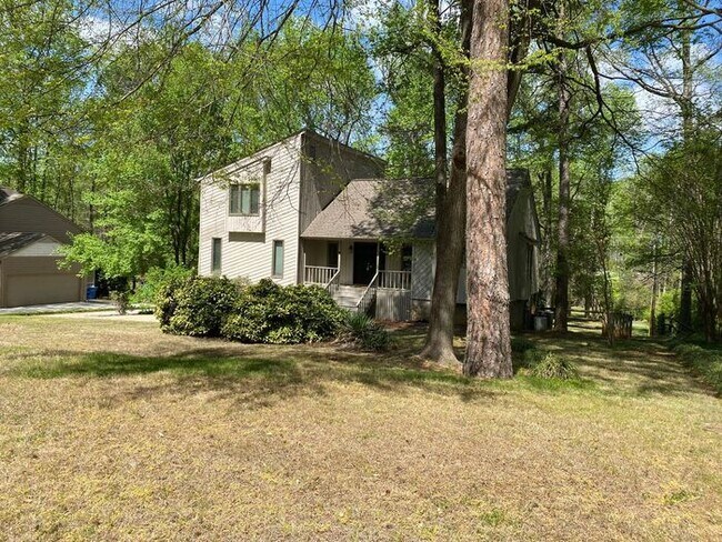 Building Photo - Spacious 4-Bedroom Mint Hill Retreat with Fireplace, 2-Car Garage & 3,600+ Sq Ft