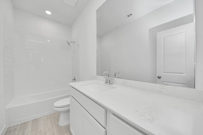 Building Photo - 1062 Blue Stone Dr