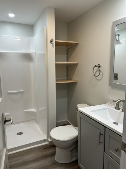 Brand new bathroom - 323 Water St