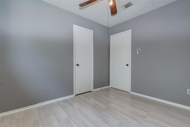 Building Photo - 7659 Winkle Wood Ln