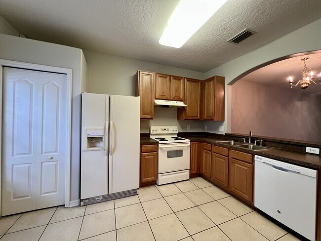 Building Photo - 3506 High Hampton Cir