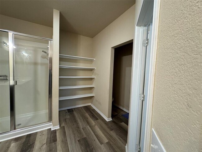 Building Photo - 3108 Armidale Dr