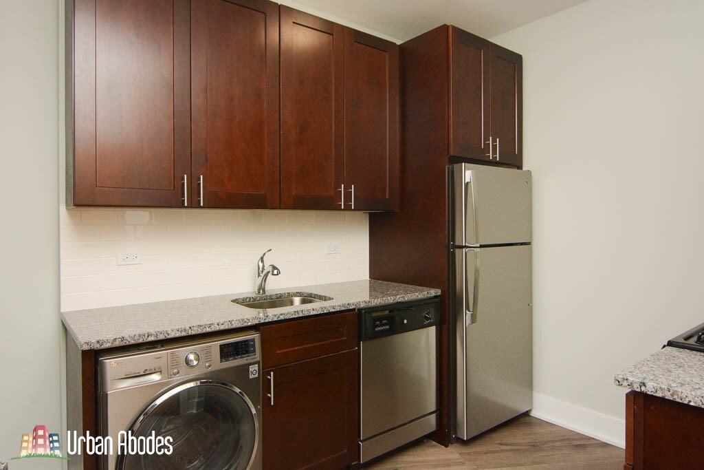 Building Photo - 727 Saint Johns Ave