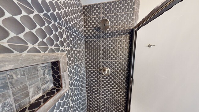 Building Photo - 1030 Cherry Acrs Dr