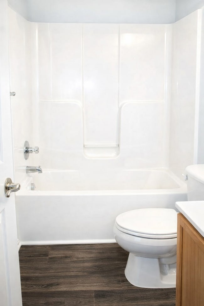 Building Photo - 9118 Clubhouse Dr