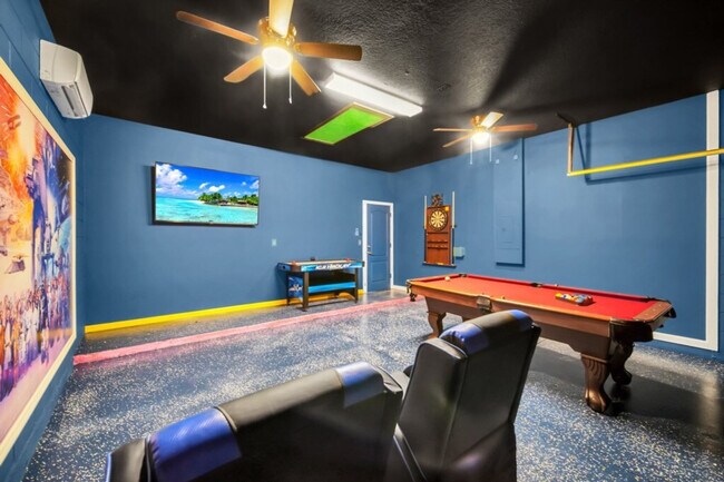 Building Photo - 4168 Oak Tree Dr