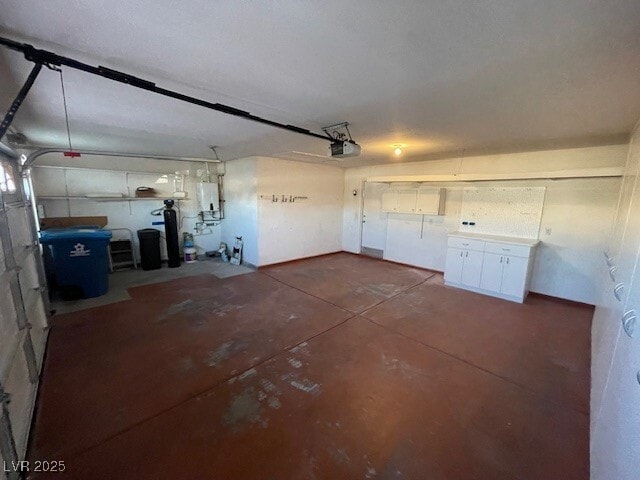 Building Photo - 9011 W Viking Rd