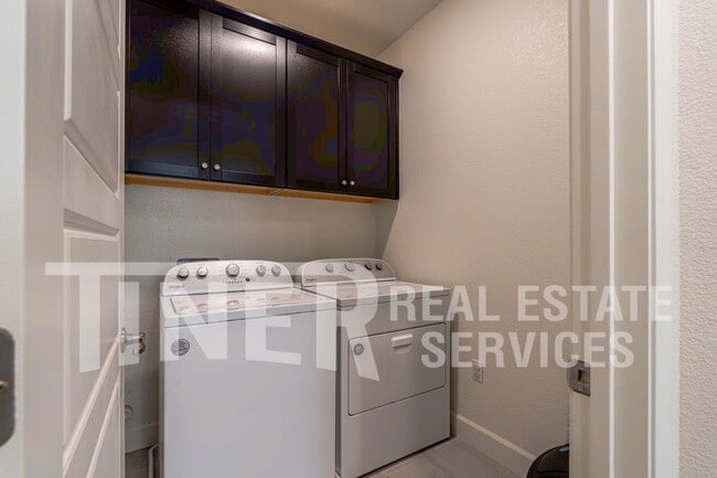 Building Photo - 3555 Nuestra Ave