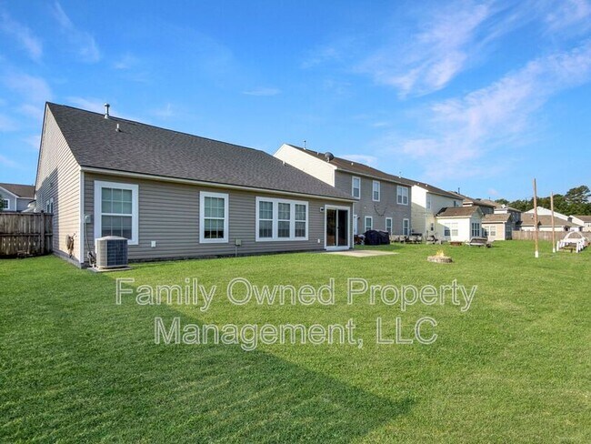 Building Photo - 266 Mayfield Dr