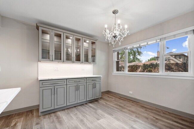 Building Photo - 3001 W Chase Ave