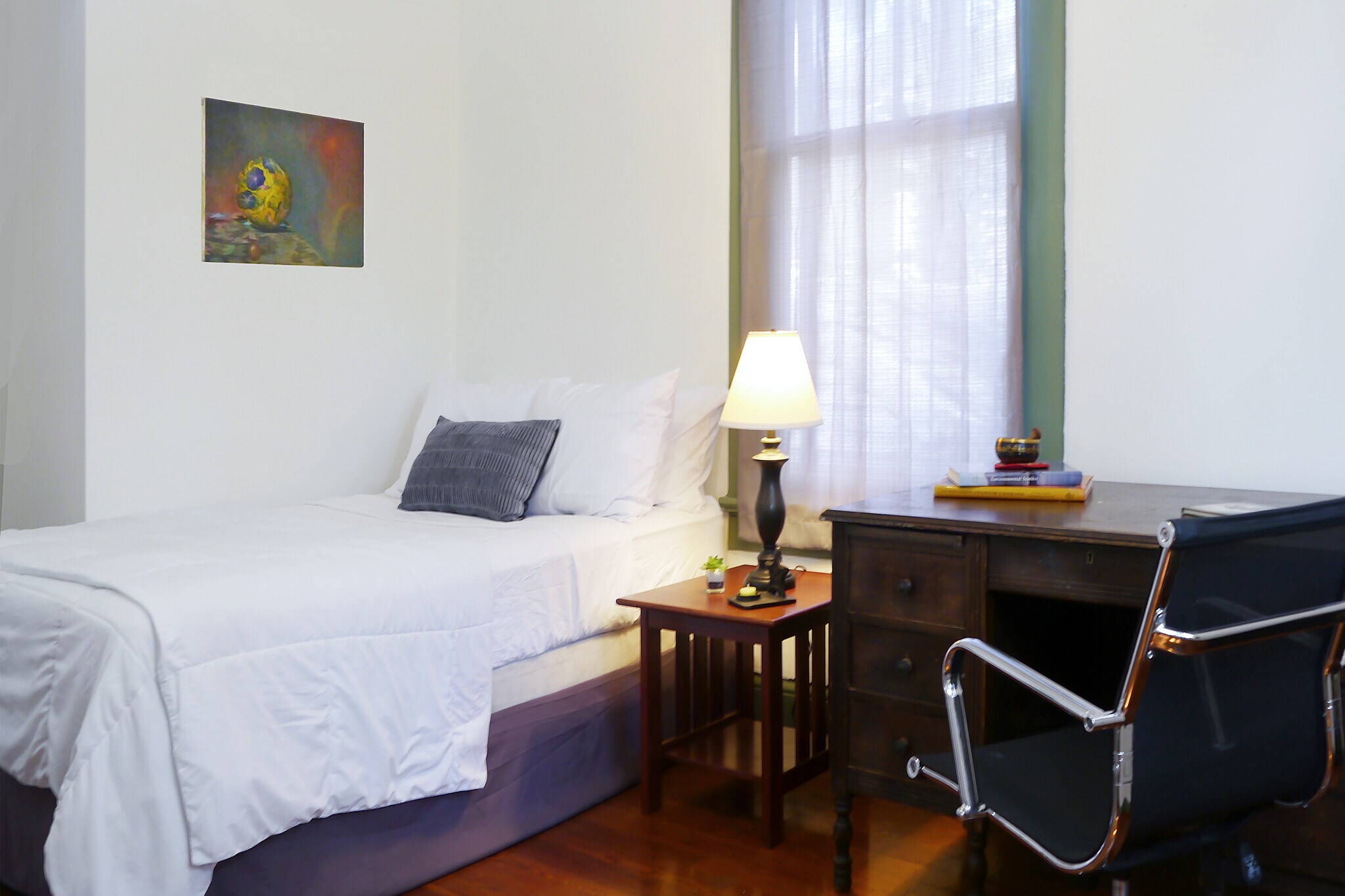 Building Photo - 7814 S Claiborne Ave