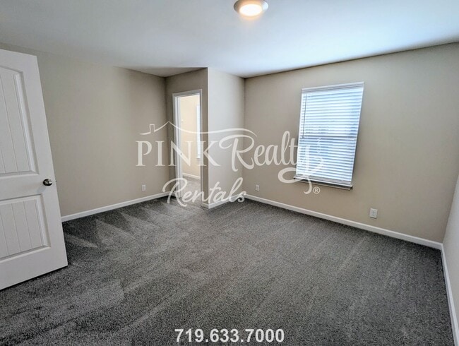 Building Photo - 4014 Colleton Ln