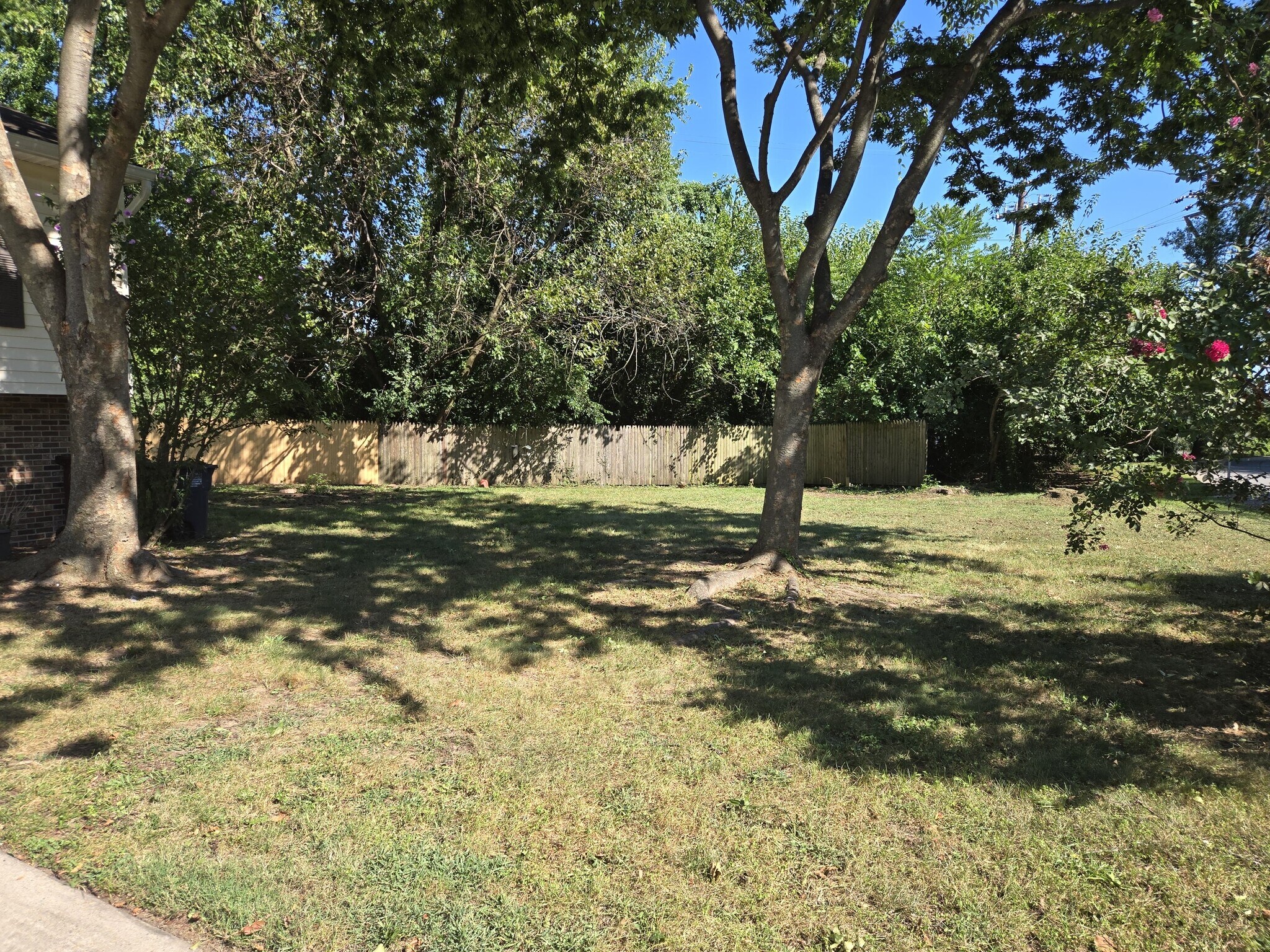 Building Photo - 5801 Harrison Ave