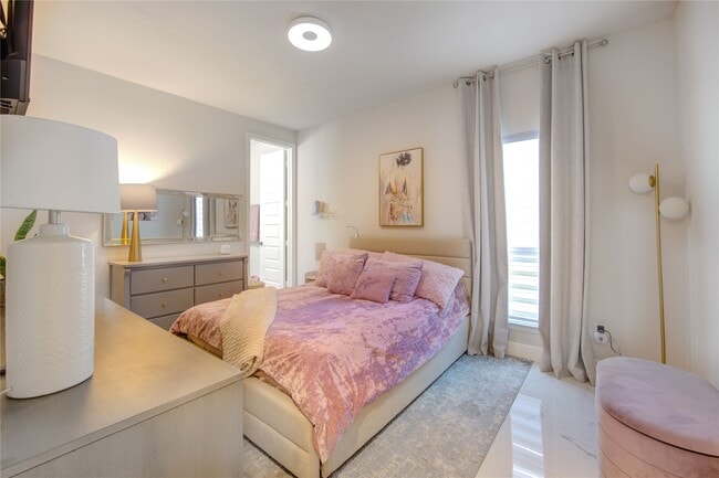 Building Photo - 1815 Longcroft Ln