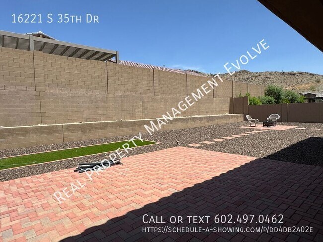 Building Photo - 16221 S 35th Dr
