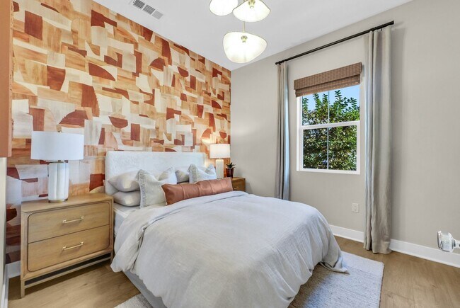 Building Photo - New-built Home in Great Park