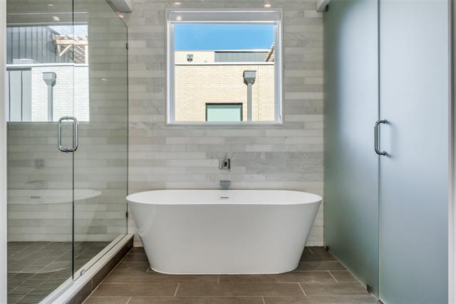 Building Photo - 4414 Abbott Ave